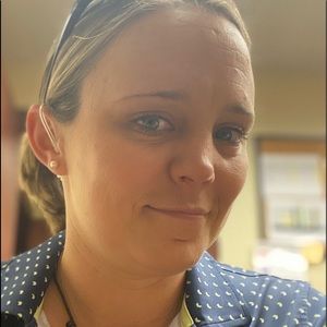 Meet your Posher, Alayne